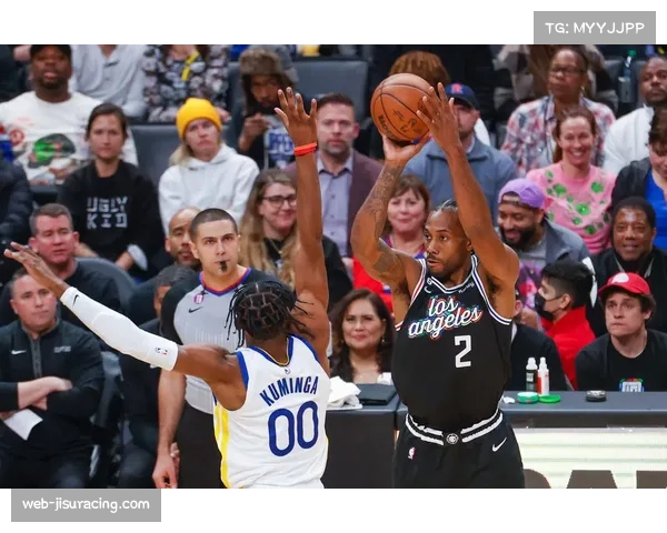 勇士快船季前赛收官战主力轮休对攻大战激烈上演 勇士快船季前赛收官战主力轮休对攻大战激烈上演