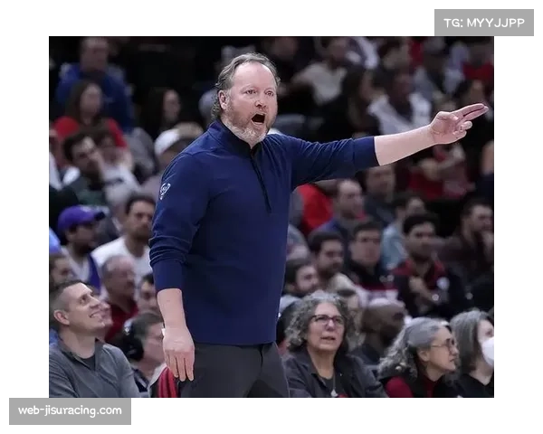 布登霍尔泽重塑太阳防守体系季前赛成效初显展现新赛季竞争力