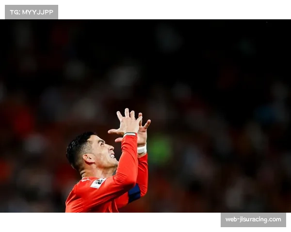 C罗完成职业生涯第1200场比赛，发文感谢球迷支持