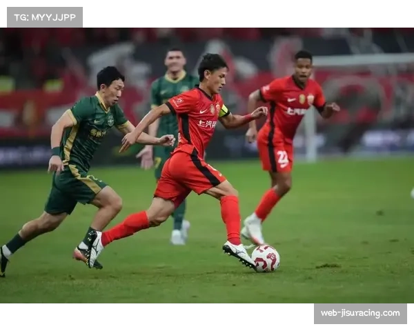 2025赛季中超第29轮：上海海港3-0完胜浙江队